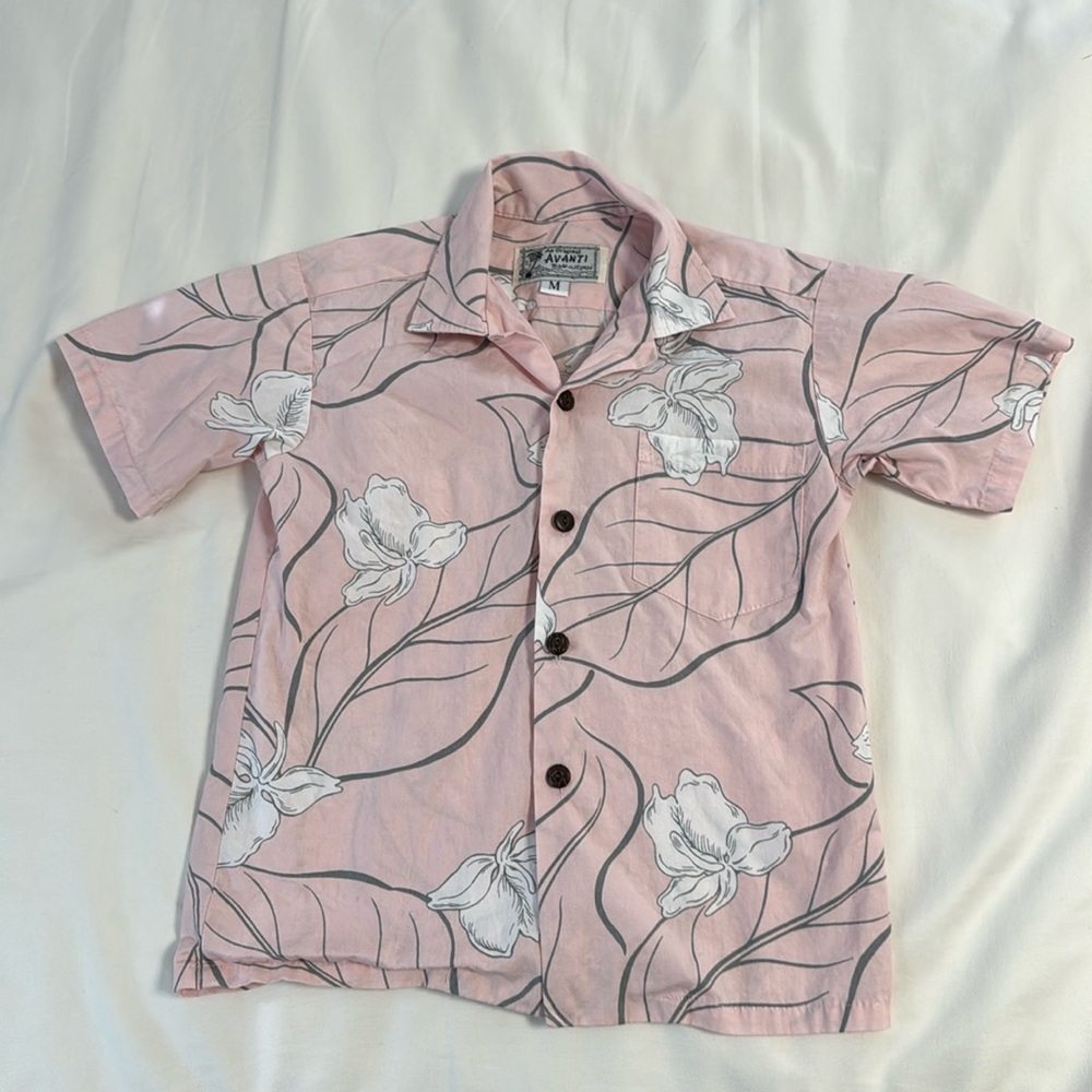 Avanti Boys (M) White Ginger Aloha Shirt in Powder Pink